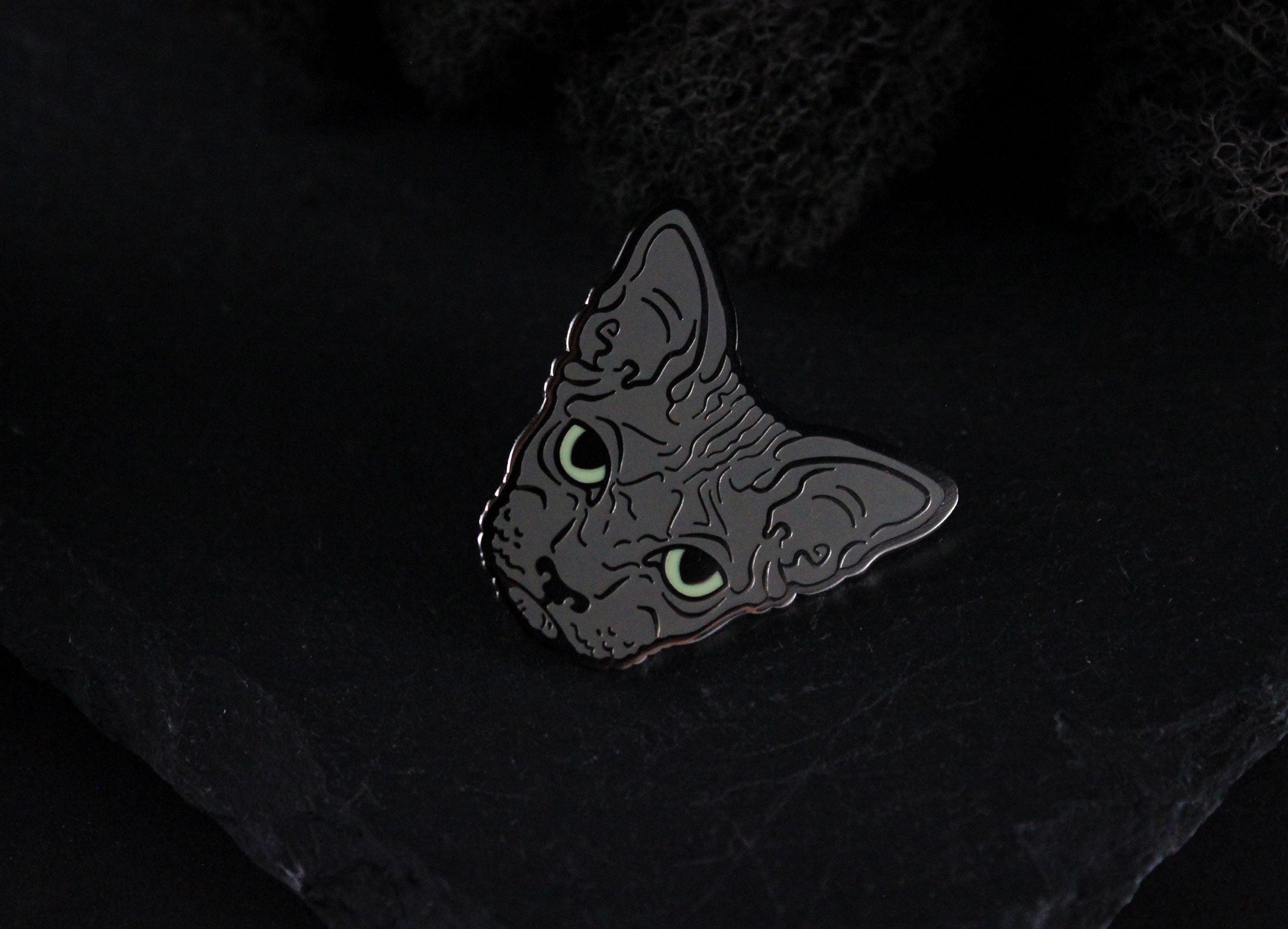grey black hairless sphynx cat enamel pin